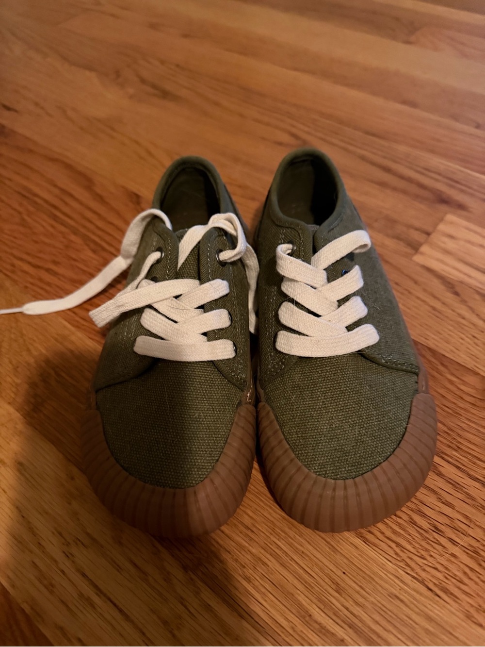 Zara Kids Olive Green Canvas Gum Sole Sneakers EU 30 Lace Up
